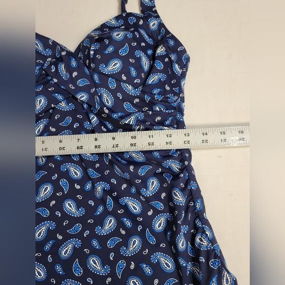 Lands' End Slimming Wrap Underwire Tankini Top Deep Sea Navy Paisley Size 6 - Picture 10 of 13